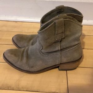 Minelli Suede Ankle Boots